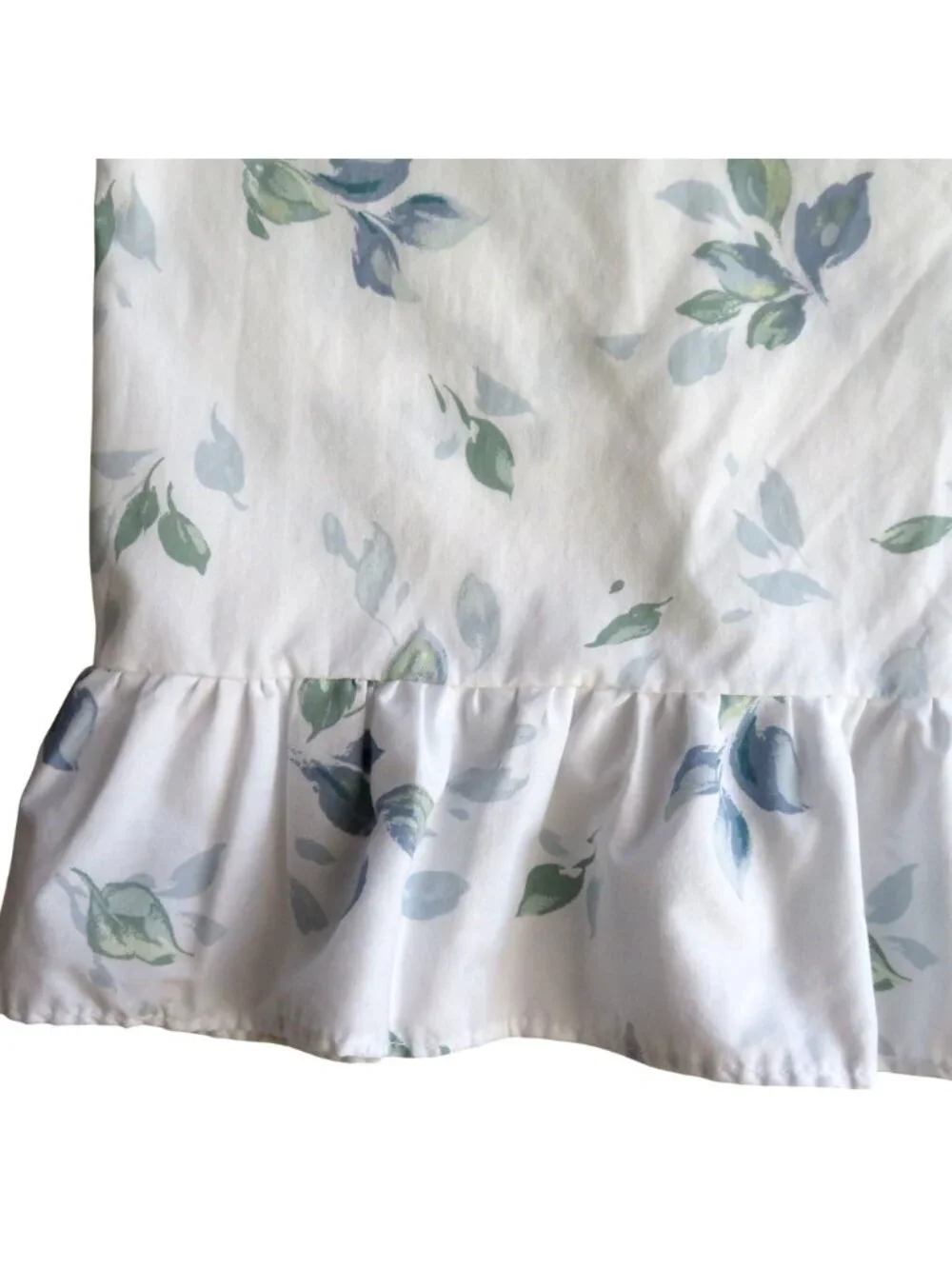 Vintage Wamsutta King Pillowcases Set of 2 Ruffled Edge Floral Percale Cottage